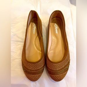 Forever Comfort Jeweled Flats